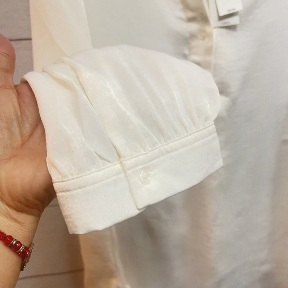 Woman Button Long Sleeve Satige n BeiBanana Republic Size XS New - Picture 5 of 12